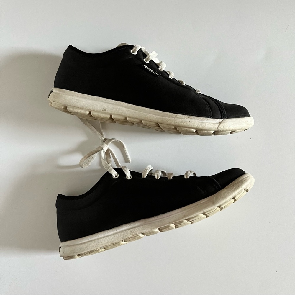 Reebok Skyscape Black Sneaker Walking Shoes